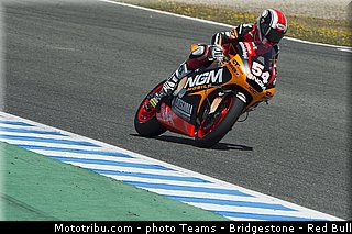 moto2_pasini_001_espagne_jerez_2013.jpg