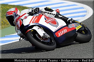 moto2_pradita_001_espagne_jerez_2013.jpg