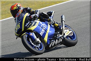 moto2_rossi_005_espagne_jerez_2013.jpg