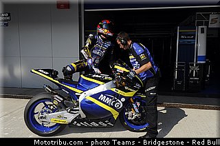 moto2_rossi_007_espagne_jerez_2013.jpg