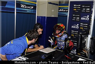 moto2_rossi_008_espagne_jerez_2013.jpg