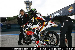 moto3_miller_001_espagne_jerez_2013.jpg