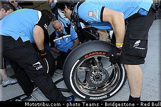 motogp_bridgestone_003_espagne_jerez_2013.jpg