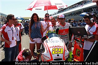 motogp_pitbabe_003_espagne_jerez_2013.jpg