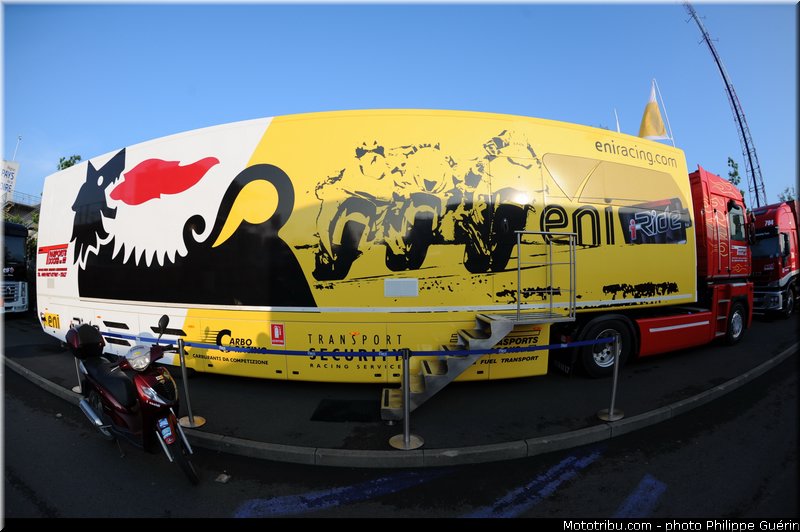motogp_ambiance_006_france_le_mans_2013