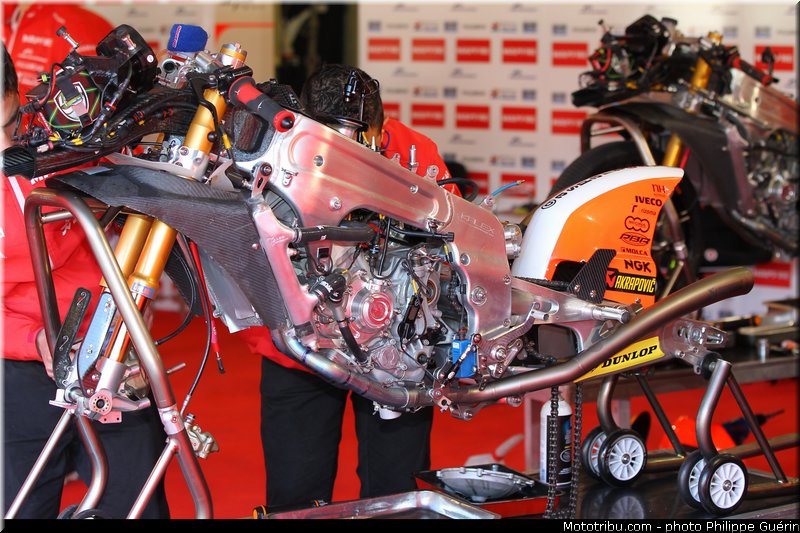 motogp_paddock_017_france_le_mans_2013