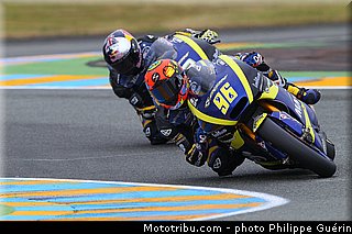 moto2_rossi_012_france_le_mans_2013.jpg