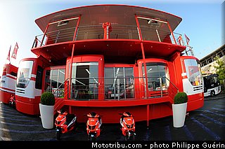 motogp_ambiance_007_france_le_mans_2013.jpg