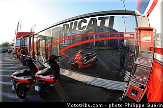 motogp_ambiance_008_france_le_mans_2013.jpg