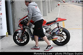 motogp_paddock_006_france_le_mans_2013.jpg