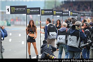 motogp_pitbabe_003_france_le_mans_2013.jpg