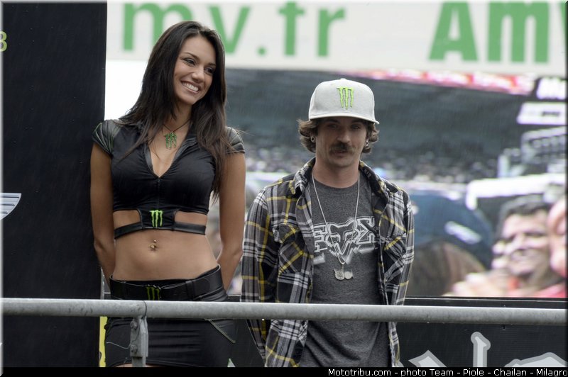 monster_girl_motogp_2013_france_le_mans_069