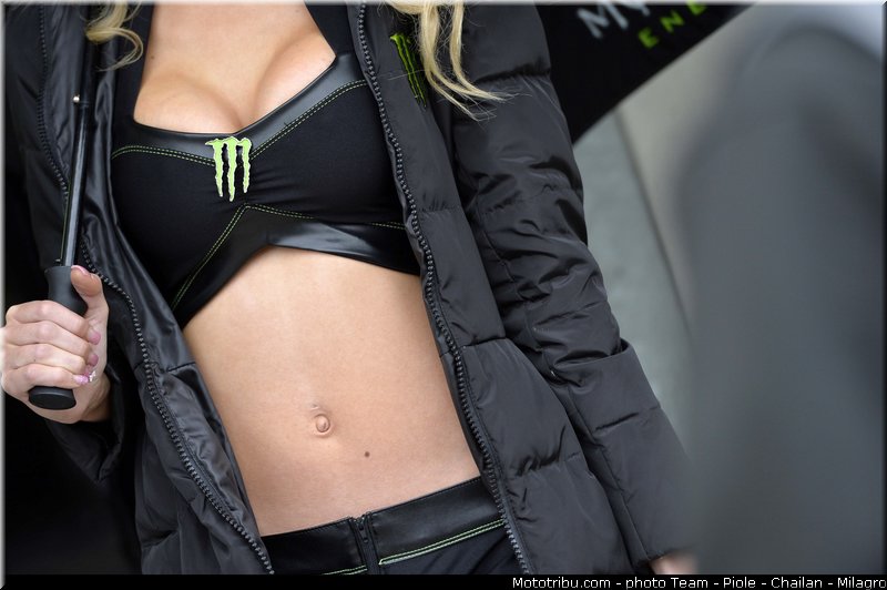 monster_girl_motogp_2013_france_le_mans_076