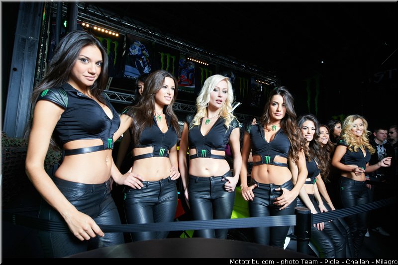 monster_girl_motogp_2013_france_le_mans_089