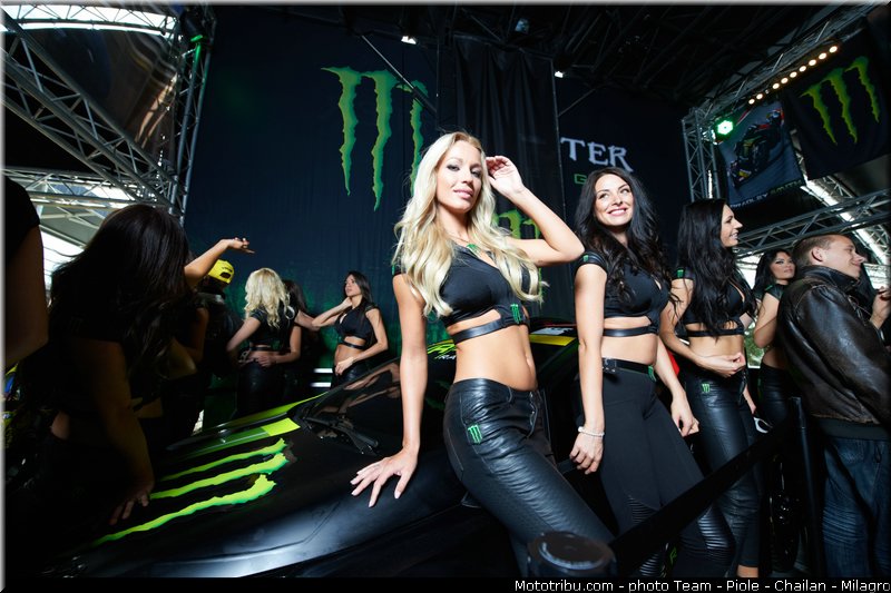 monster_girl_motogp_2013_france_le_mans_090