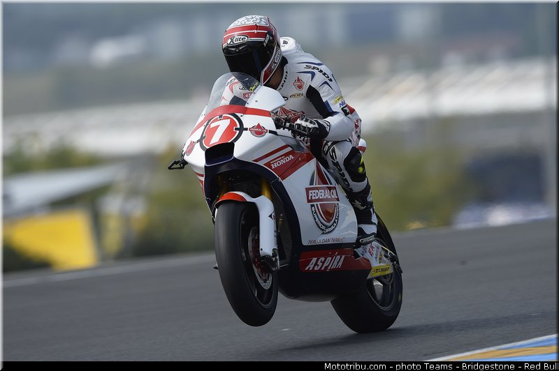 moto2_pradita_006_france_le_mans_2013