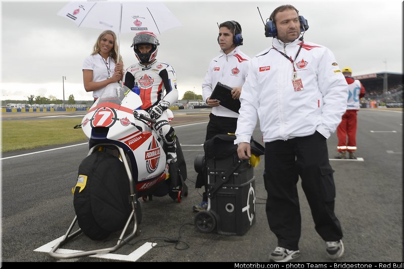moto2_pradita_010_france_le_mans_2013