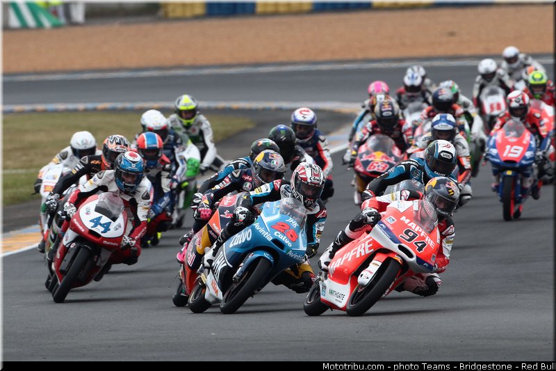 moto3_001_france_le_mans_2013