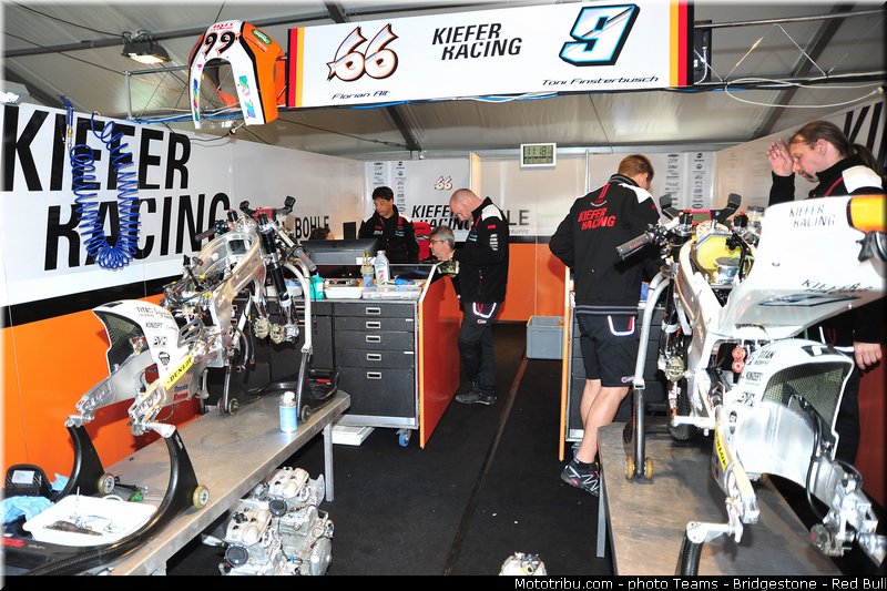 moto3_alt_005_france_le_mans_2013