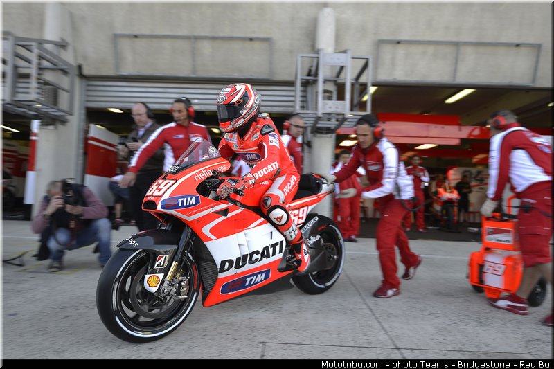motogp_hayden_002_france_le_mans_2013