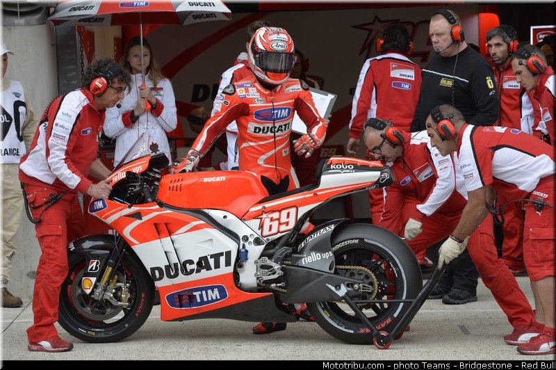 motogp_hayden_010_france_le_mans_2013