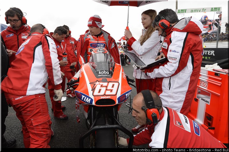 motogp_hayden_015_france_le_mans_2013