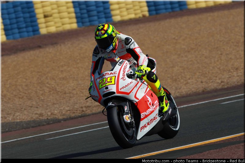 motogp_iannone_006_france_le_mans_2013