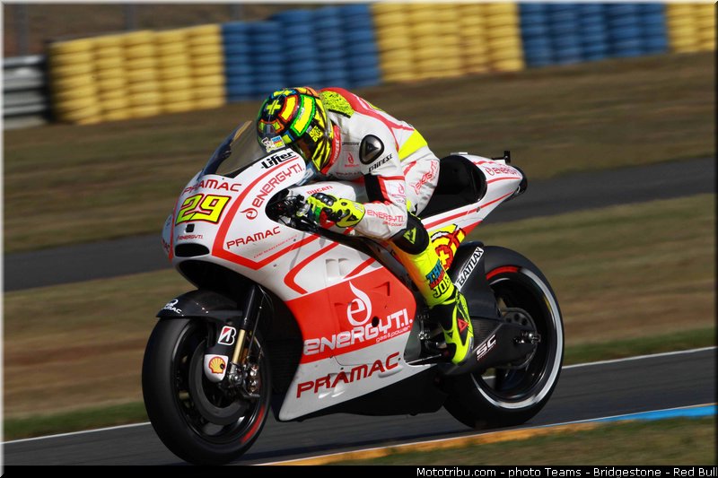 motogp_iannone_007_france_le_mans_2013