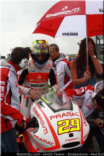 motogp_iannone_010_france_le_mans_2013