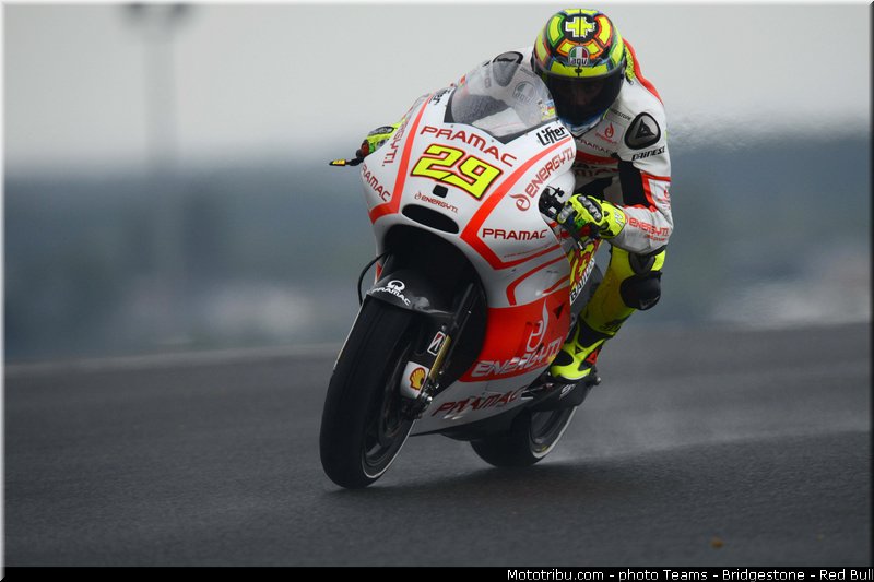 motogp_iannone_014_france_le_mans_2013