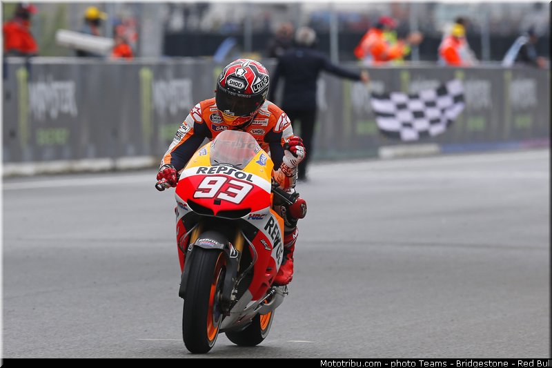 motogp_marquez_002_france_le_mans_2013