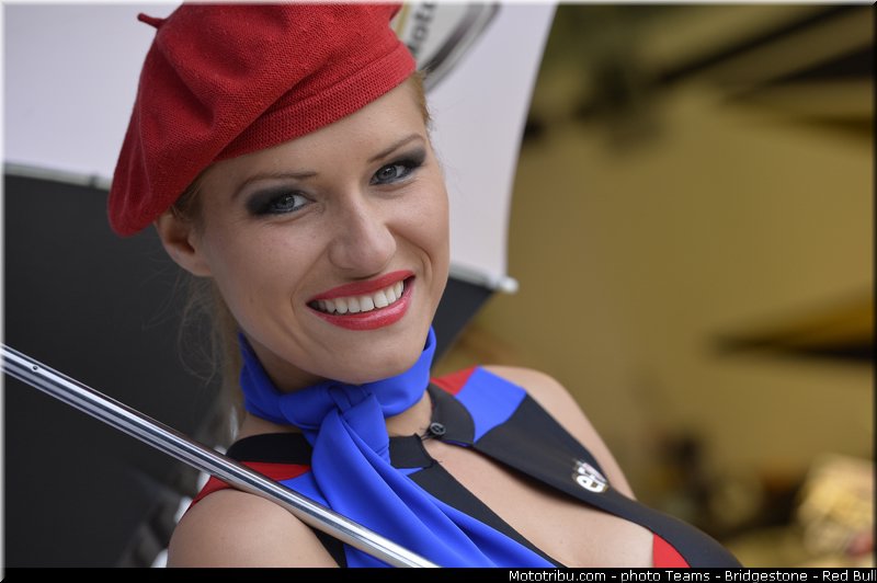 motogp_pitbabe_027_france_le_mans_2013