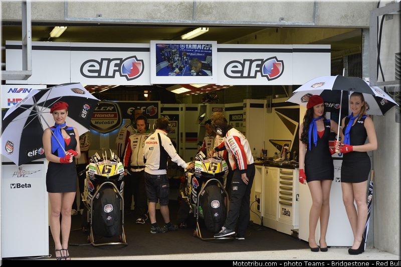 motogp_pitbabe_028_france_le_mans_2013