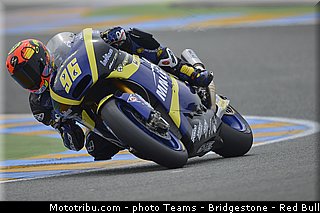 moto2_rossi_006_france_le_mans_2013.jpg
