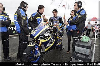 moto2_rossi_008_france_le_mans_2013.jpg