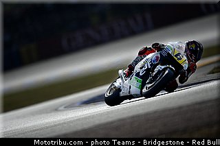 motogp_bradl_026_france_le_mans_2013.jpg