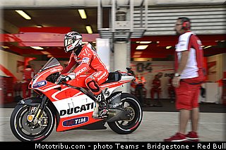 motogp_dovizioso_004_france_le_mans_2013.jpg