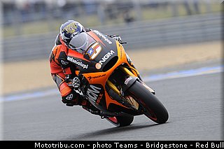 motogp_edwards_005_france_le_mans_2013.jpg