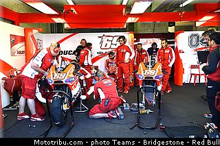 motogp_hayden_003_france_le_mans_2013.jpg