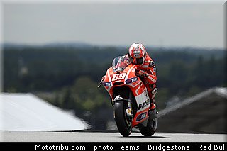 motogp_hayden_014_france_le_mans_2013.jpg
