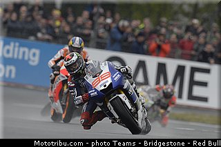 motogp_lorenzo_019_france_le_mans_2013.jpg