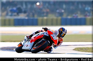 motogp_pedrosa_015_france_le_mans_2013.jpg