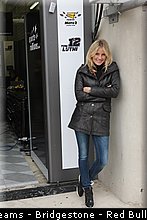 motogp_pitbabe_003_france_le_mans_2013.jpg
