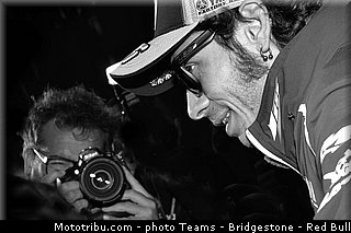 motogp_rossi_001_france_le_mans_2013.jpg