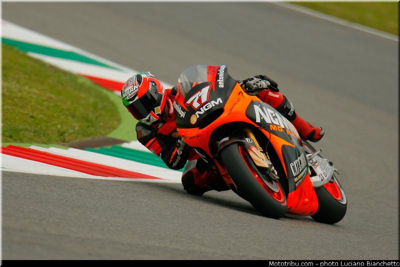 motogp_corti_002_italie_mugello_2013