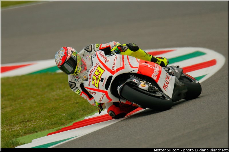 motogp_iannone_004_italie_mugello_2013