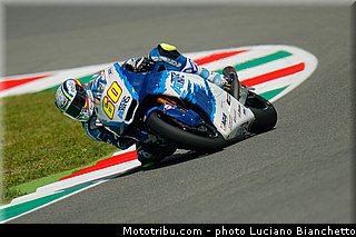moto2_simon_002_italie_mugello_2013.jpg