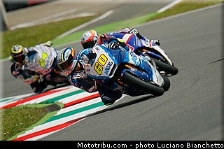 moto2_simon_003_italie_mugello_2013.jpg