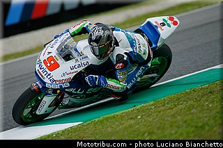 moto2_smith_002_italie_mugello_2013.jpg
