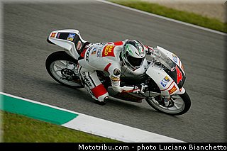 moto3_ferrari_001_italie_mugello_2013.jpg
